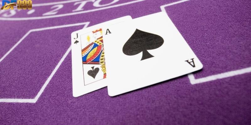 Cách Chơi Bài Poker: Hướng Dẫn Cơ Bản Cho Người Mới